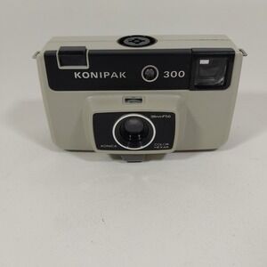 Vintage Konipak 300 Konica 126 Film Camera and case